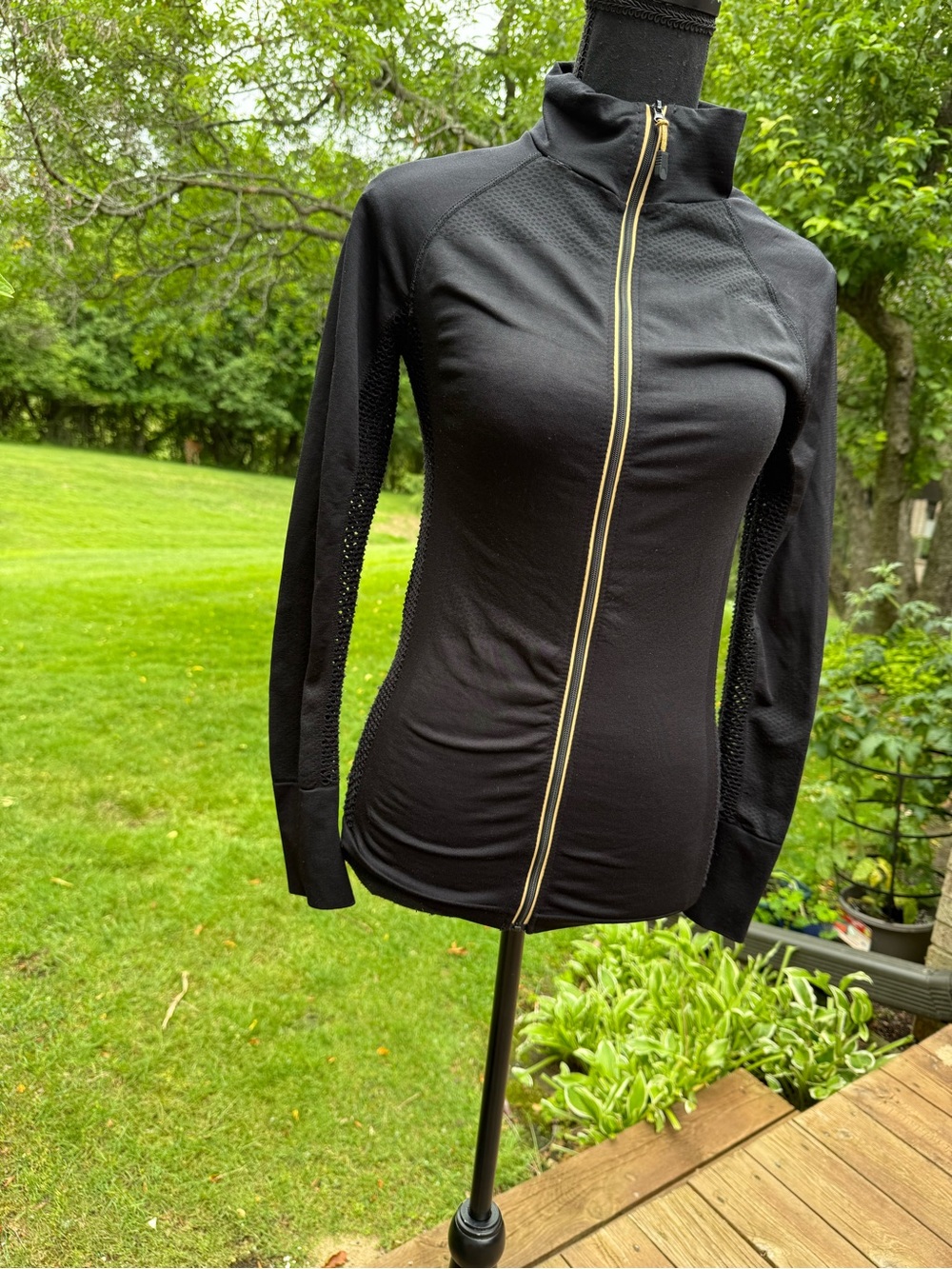 Women’s Black Zip-Front Active Jacket Bebe brand size S pre-owned with free gift - Picture 10 of 16